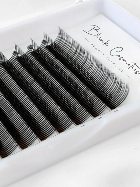 WET LOOK LASHES blink cosmetics